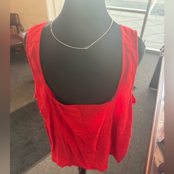 Women’s 3X Red Cropped Linen Button Shirt - Picture 2 of 3